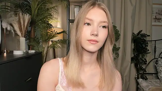 ChinBonnell online show from October 8, 2025, 5:38 am