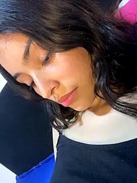 Snapshot of hotwife26 chatting on September 28, 2025, 1:11 am hotwife26 online show from September 28, 2025, 1:11 am