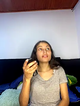 hotwife26 online show from December 13, 2025, 8:04 pm