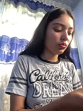 hotwife26 online show from March 4, 2026, 8:48 pm