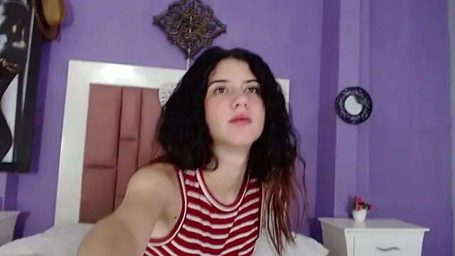 Snapshot of ChiaraLudovica chatting on September 15, 2025, 2:39 pm ChiaraLudovica online show from September 15, 2025, 2:39 pm