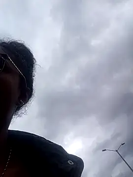 BiiancaEstradaa online show from September 8, 2025, 3:11 pm