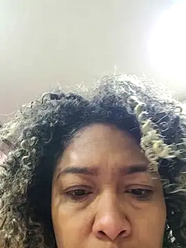 BiiancaEstradaa online show from October 22, 2025, 2:17 pm