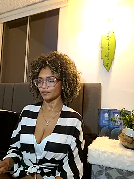 BiiancaEstradaa online show from July 19, 2026, 11:41 pm