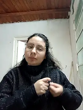 Snapshot of marmary84 chatting on May 8, 2026, 2:28 am marmary84 online show from May 8, 2026, 2:28 am
