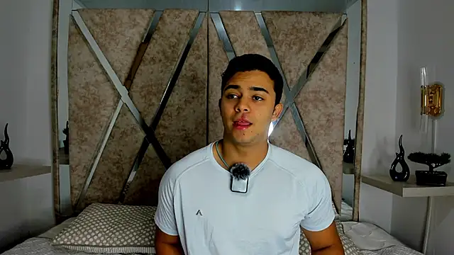 Snapshot of jayd_muscle chatting on October 23, 2025, 4:23 am jayd muscle online show from October 23, 2025, 4:23 am