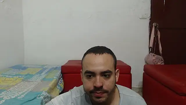 Snapshot of Ana_ThiagoxX chatting on April 23, 2026, 12:45 am Ana ThiagoxX online show from April 23, 2026, 12:45 am