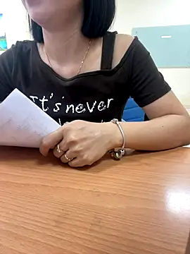 Snapshot of -NhaKy22 chatting on September 25, 2025, 1:09 am -NhaKy22 online show from September 25, 2025, 1:09 am