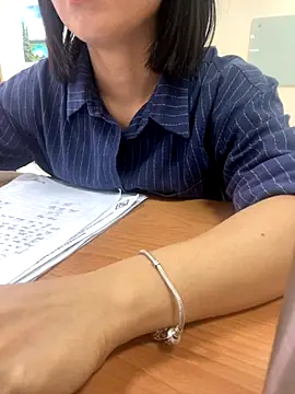 Snapshot of -NhaKy22 chatting on October 22, 2025, 1:28 am -NhaKy22 online show from October 22, 2025, 1:28 am