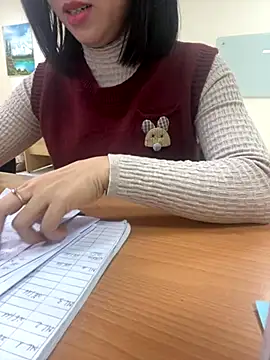 Snapshot of -NhaKy22 chatting on November 27, 2025, 1:07 am -NhaKy22 online show from November 27, 2025, 1:07 am