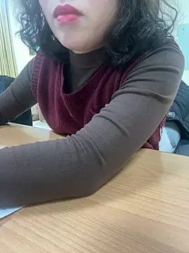 Snapshot of -NhaKy22 chatting on February 2, 2026, 1:26 am -NhaKy22 online show from February 2, 2026, 1:26 am