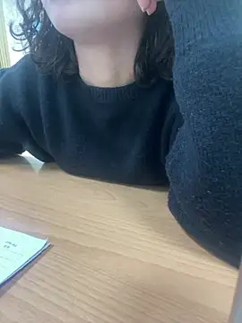 Snapshot of -NhaKy22 chatting on February 10, 2026, 1:32 am -NhaKy22 online show from February 10, 2026, 1:32 am