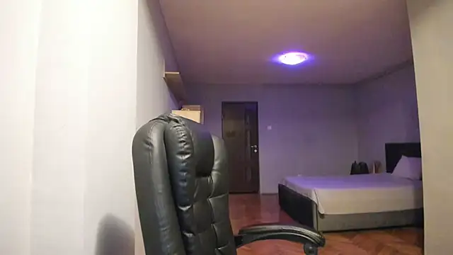 Ella sweety00 online show from November 28, 2025, 5:26 pm