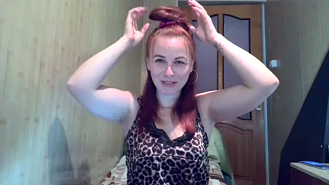 Snapshot of Kisa26311 chatting on September 21, 2025, 10:28 am Kisa26311 online show from September 21, 2025, 10:28 am