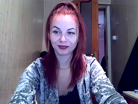 Snapshot of Kisa26311 chatting on October 10, 2025, 8:24 am Kisa26311 online show from October 10, 2025, 8:24 am