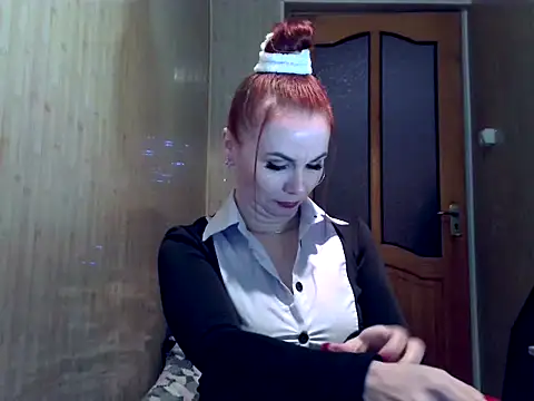 Kisa26311 online show from December 18, 2025, 9:37 am