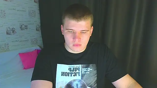 kittenmurr online show from September 11, 2025, 8:31 pm