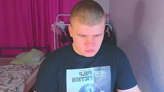 Snapshot of kittenmurr chatting on March 29, 2026, 9:15 pm kittenmurr online show from March 29, 2026, 9:15 pm