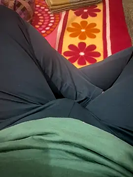 Rupkumarmaleforfun online show from December 17, 2025, 3:07 pm