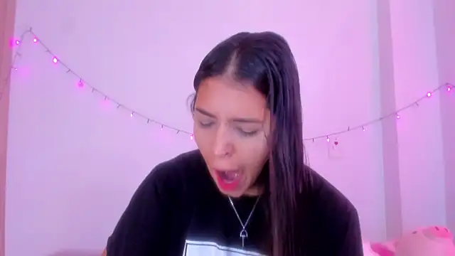 Abby roussee online show from November 22, 2025, 1:43 pm