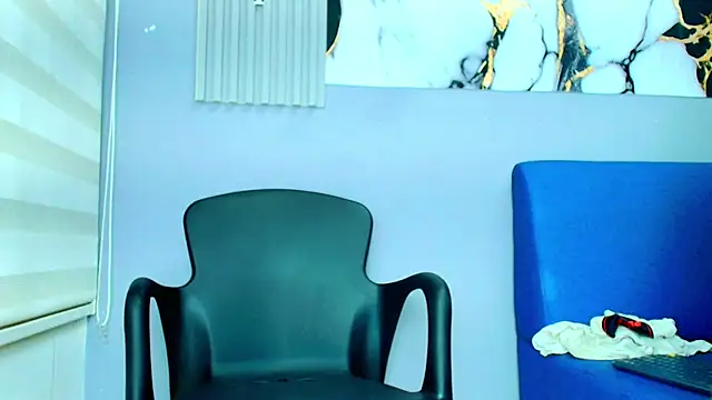 MARCUS SMITHH1 online show from October 16, 2025, 7:48 pm