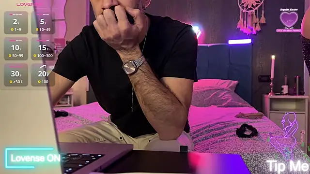 Secret Lovers1 online show from January 31, 2026, 9:46 pm