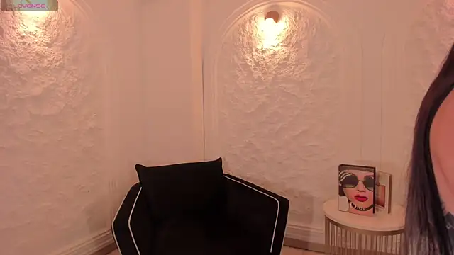 MilaColeman online show from December 20, 2025, 8:38 pm