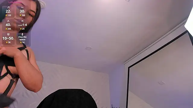 MilaColeman online show from March 26, 2026, 3:34 am