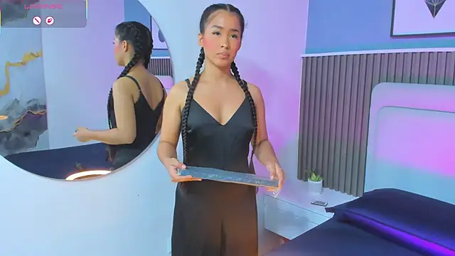 lily  star online show from October 25, 2025, 3:36 am