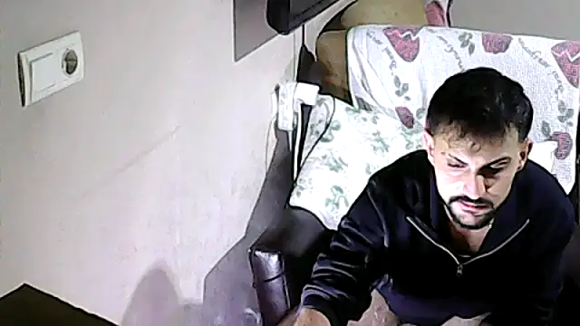 Muratcan33 online show from October 29, 2025, 1:52 am