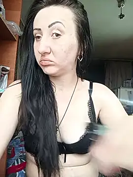 Lili Doris online show from November 30, 2025, 9:57 am