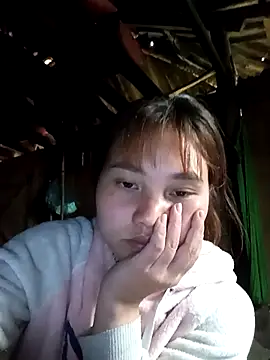 Snapshot of EllyBaby20 chatting on May 9, 2026, 6:18 am EllyBaby20 online show from May 9, 2026, 6:18 am