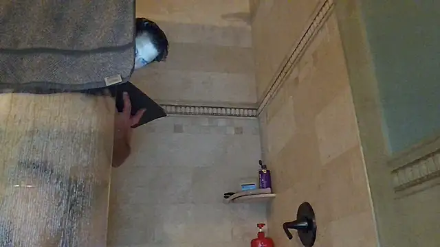 TallDrink11 online show from September 17, 2025, 11:39 pm