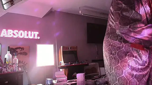 Snapshot of TallDrink11 chatting on March 4, 2026, 9:15 am TallDrink11 online show from March 4, 2026, 9:15 am