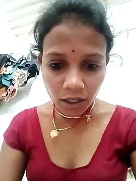 Snapshot of Chandni_Love143 chatting on September 24, 2025, 6:06 am Chandni Love143 online show from September 24, 2025, 6:06 am