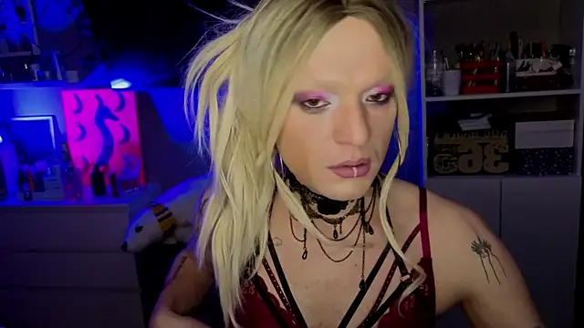 Snapshot of Kkkylie chatting on February 19, 2026, 2:40 am Kkkylie online show from February 19, 2026, 2:40 am