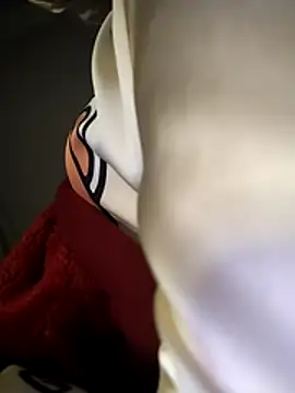 Snapshot of Kuncute chatting on December 15, 2025, 6:12 pm Kuncute online show from December 15, 2025, 6:12 pm