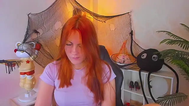 Snapshot of Gingerr_pie chatting on November 4, 2025, 7:02 pm Gingerr pie online show from November 4, 2025, 7:02 pm