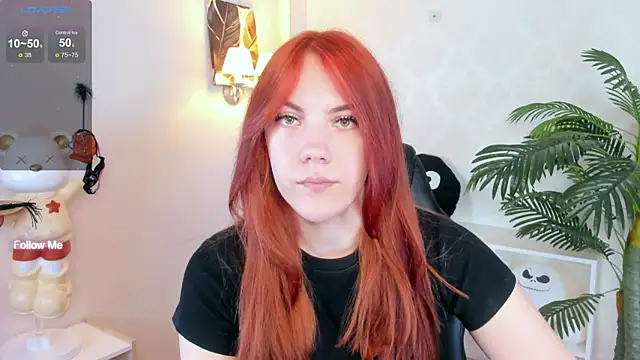 Snapshot of Gingerr_pie chatting on December 1, 2025, 4:39 am Gingerr pie online show from December 1, 2025, 4:39 am