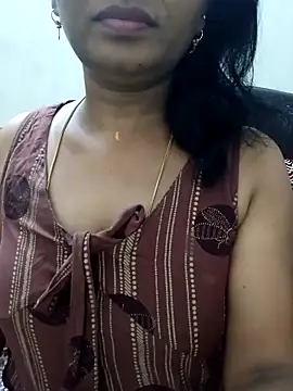 Snapshot of Rithya27 chatting on April 13, 2026, 6:02 pm Rithya27 online show from April 13, 2026, 6:02 pm
