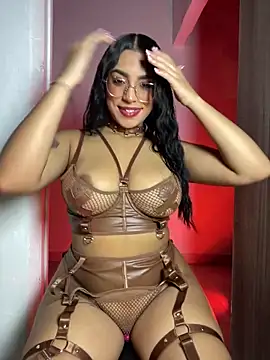 Linda Saenz  online show from June 17, 2026, 5:54 am