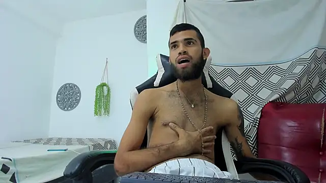 adri sexboy229 online show from October 12, 2025, 6:34 am