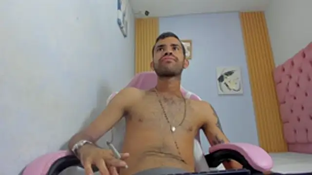 adri sexboy229 online show from October 21, 2025, 7:20 am