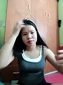 emyeuhss online show from October 10, 2025, 5:34 pm