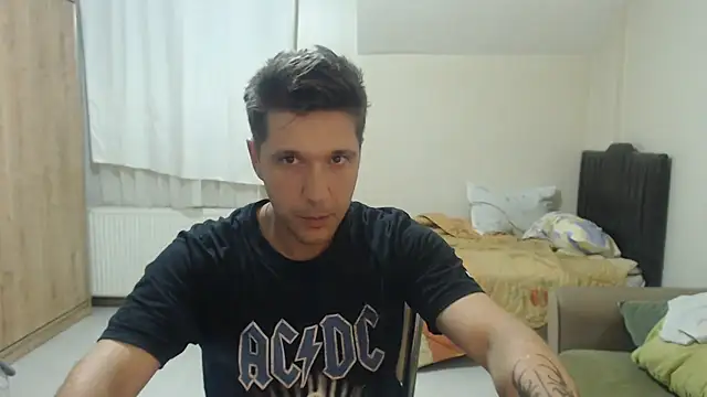 Snapshot of 2handsomemann chatting on August 1, 2026, 8:41 pm 2handsomemann online show from August 1, 2026, 8:41 pm