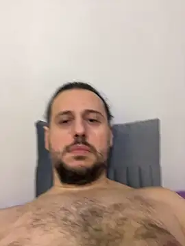 Snapshot of paleron34 chatting on February 8, 2026, 9:18 pm paleron34 online show from February 8, 2026, 9:18 pm