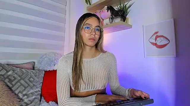 Snapshot of sara_madrid chatting on February 25, 2026, 12:26 pm sara madrid online show from February 25, 2026, 12:26 pm