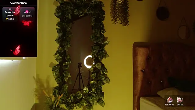 Snapshot of miiss_alyssa chatting on November 9, 2025, 5:22 pm miiss alyssa online show from November 9, 2025, 5:22 pm