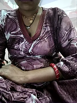 Snapshot of Miss_Sija chatting on July 31, 2026, 4:39 pm Miss Sija online show from July 31, 2026, 4:39 pm