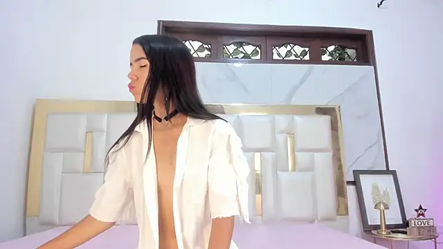 Snapshot of HilaryStarkx chatting on September 21, 2025, 2:40 pm HilaryStarkx online show from September 21, 2025, 2:40 pm